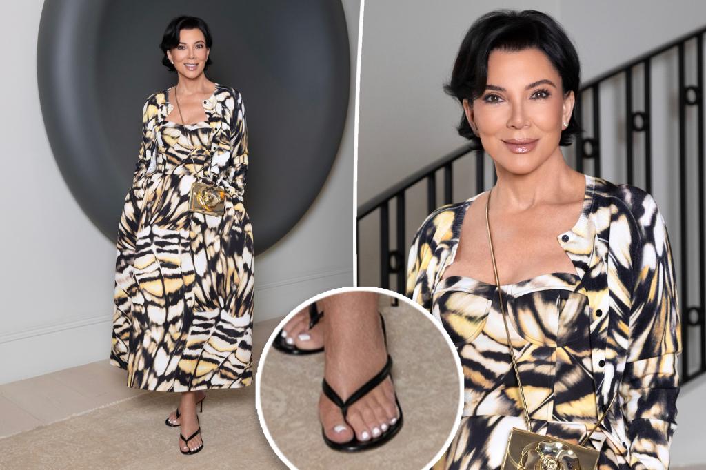 Kris Jenner criticized for supposedly having 'six toes' in supposed Photoshop error