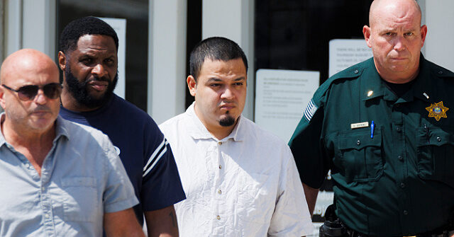 Kristi Noem Criticizes the Release of Unauthorized Migrant Kilmar Abrego Garcia