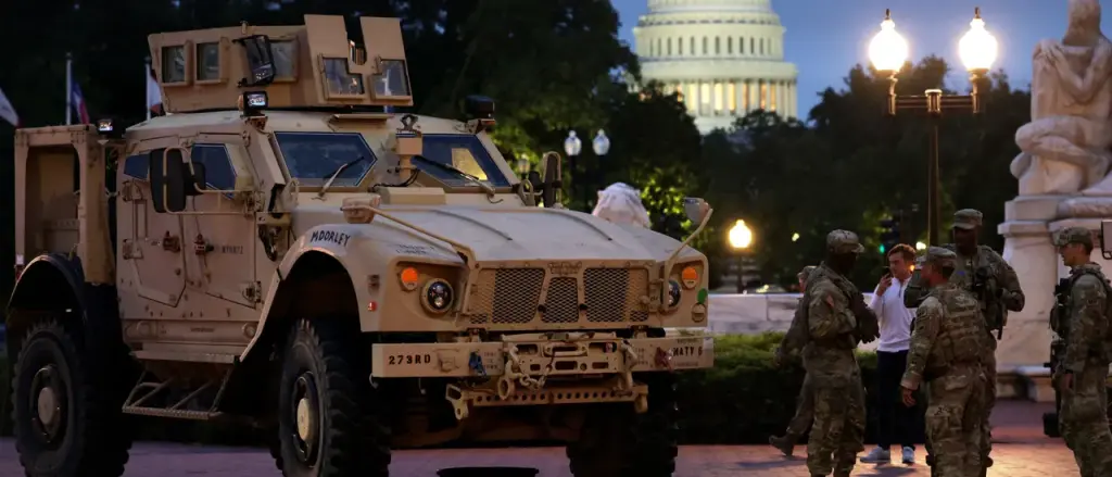 Long Live the Resistance: The Story of the Unlikely Heroic Sandwich Maker Expands