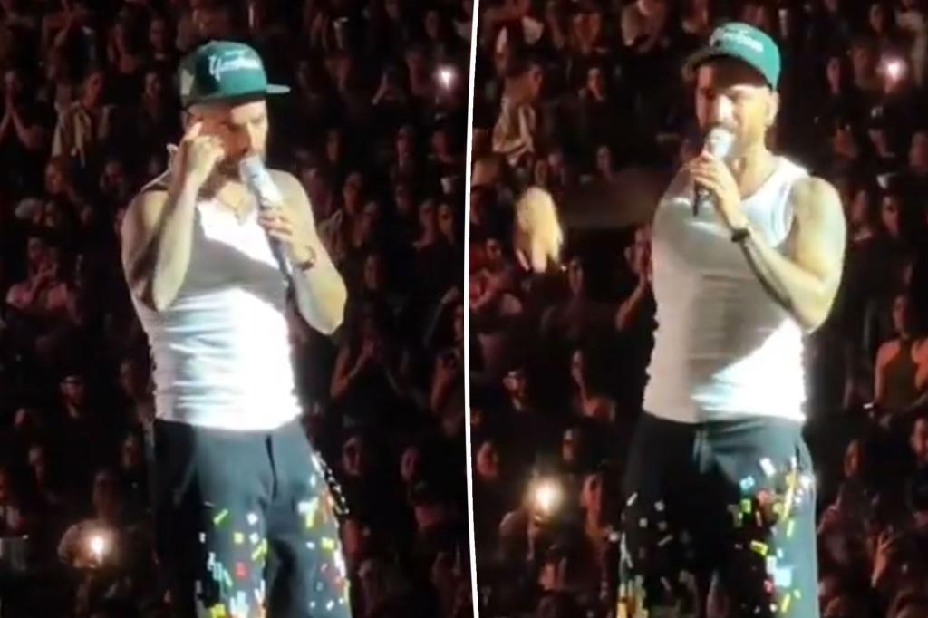 Maluma pauses concert to reprimand his mom for bringing a baby without ear protection