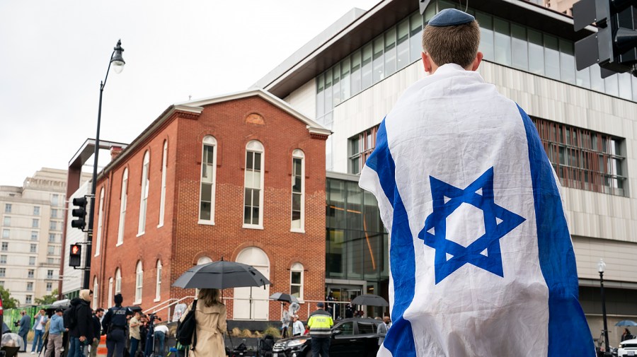 Man charged with the murder of Israeli Embassy employees could receive the death penalty