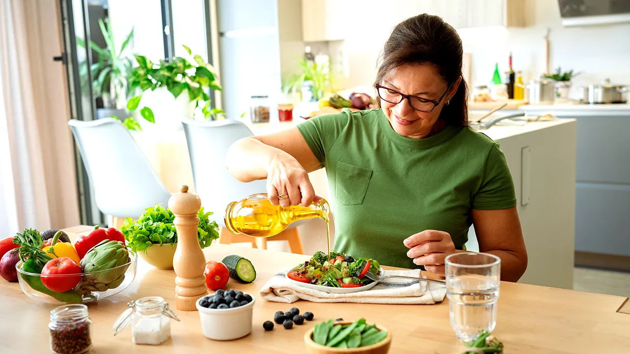 Mediterranean diet combined with other modifications helps prevent diabetes in older adults