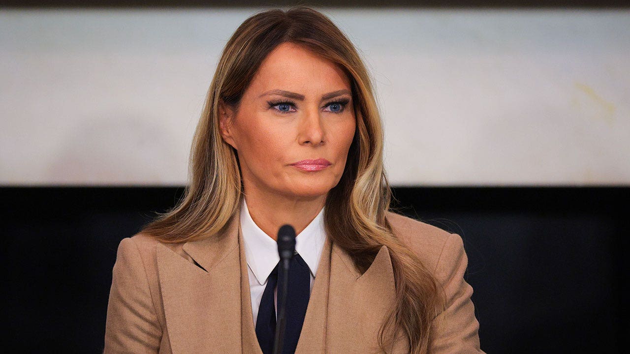 Melania Trump reportedly laughed at and quickly declined an offer for a Vanity Fair cover.