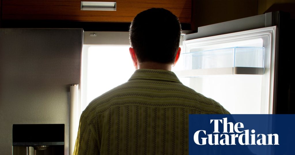 Milk, carbs, or a midnight dessert: what helps you sleep well?