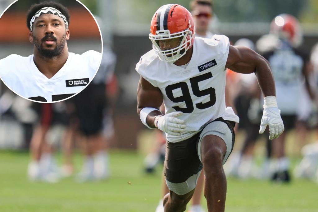 Myles Garrett of the Browns declines to comment on speeding ticket