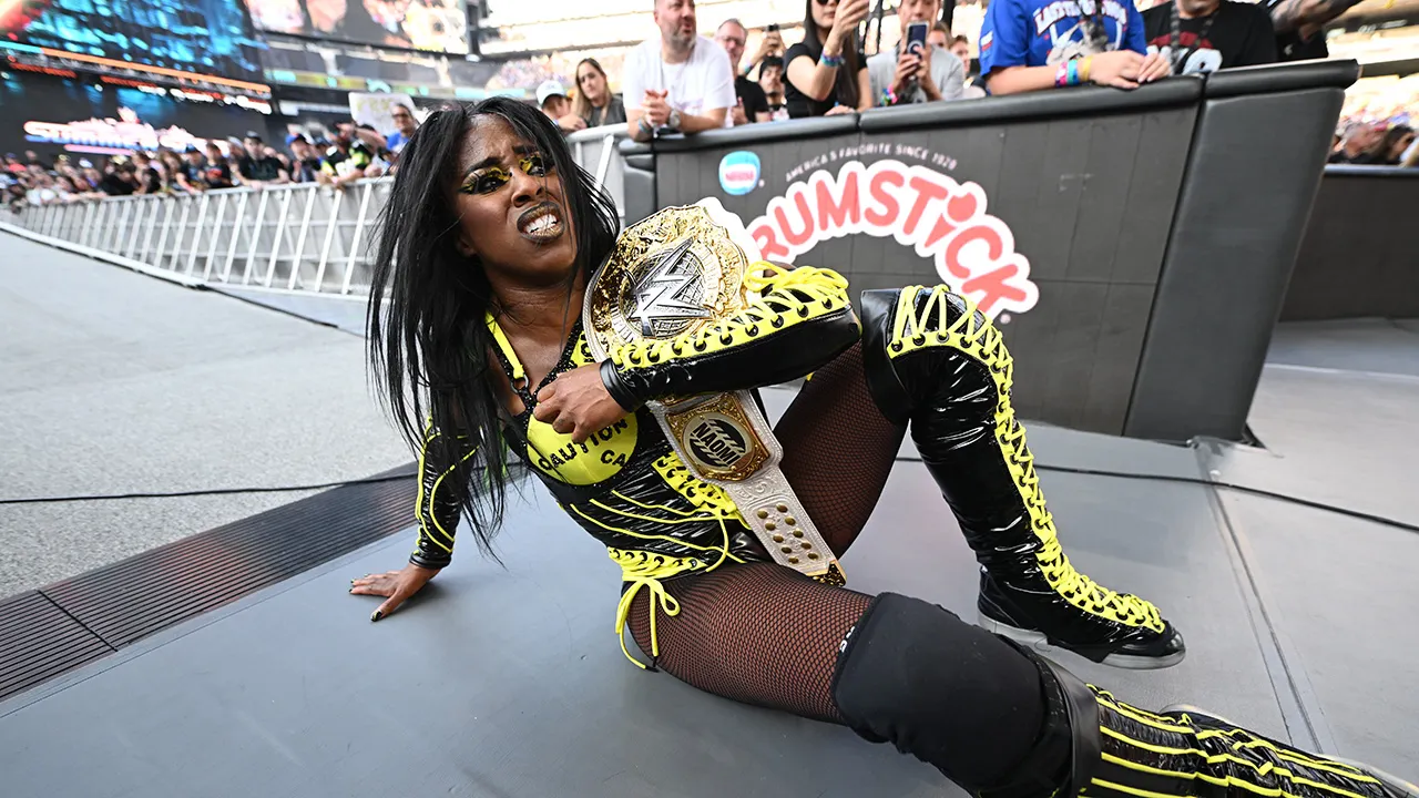 Naomi keeps the Women's World Championship at SummerSlam 2025