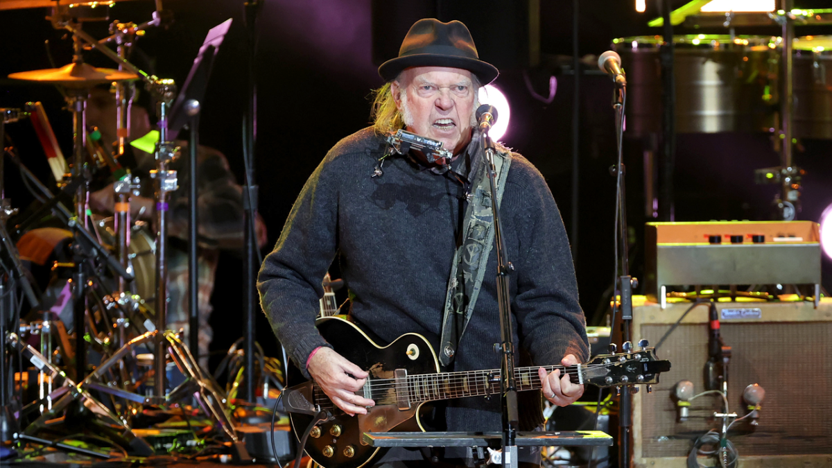 Neil Young criticizes Trump's actions in DC while the mayor claims they were effective.