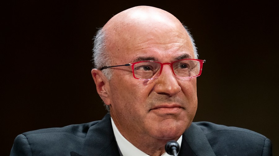 O'Leary warns of hyper-inflation if Trump sets interest rates