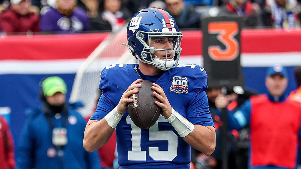 Patriots acquire popular player Tommy DeVito off waivers