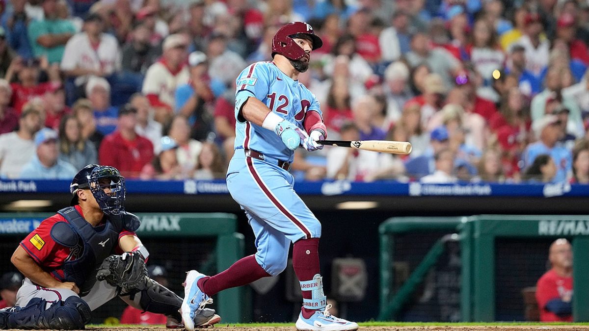 Phillies' Kyle Schwarber becomes the 21st player to hit four home runs in a single game