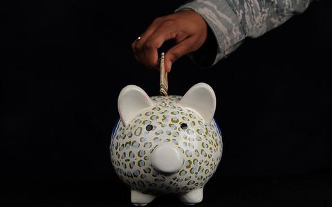 Proposed law would allow military retirees and fully disabled veterans to continue adding to military retirement accounts