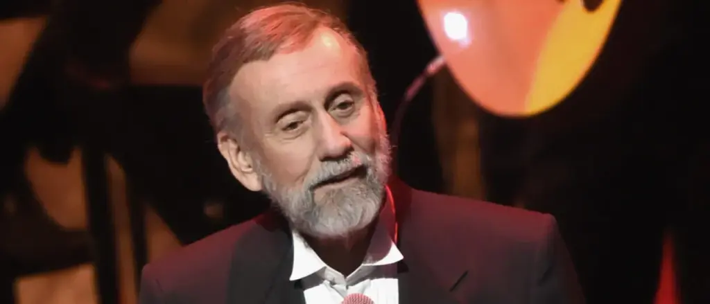 Ray Stevens Shares Plans for Gradual Retirement Due to Health Concerns