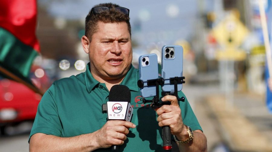 Reporter who speaks Spanish and was held by the Trump administration files lawsuit for freedom