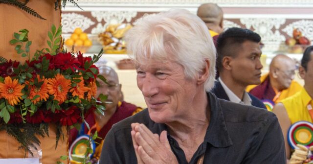 Richard Gere Relies on Disproven Hamas Death Figures to Criticize Israel
