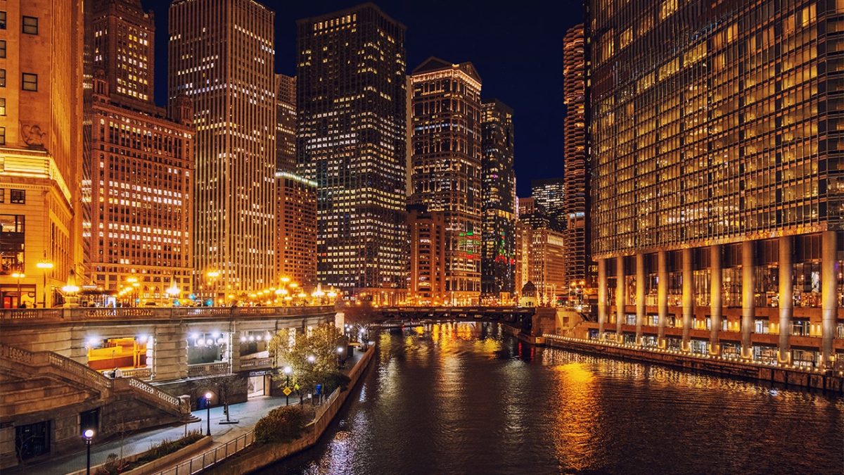 Robberies are aimed at nightlife goers in the River North area of Chicago.