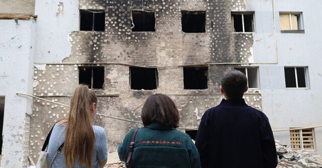 Russia Launches One of the Most Extensive Air Attacks on Ukraine During the Conflict