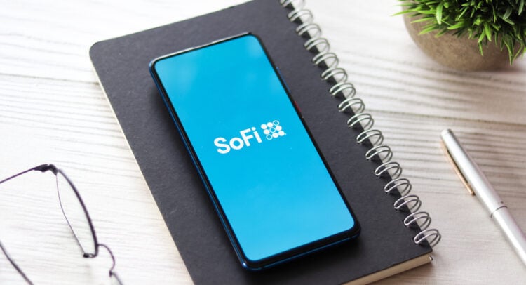 SOFI Stock Reaches Record High with Strong Momentum