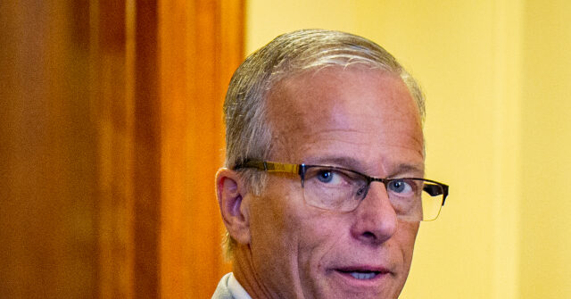 Senate Continues Meeting to Approve Trump Nominees