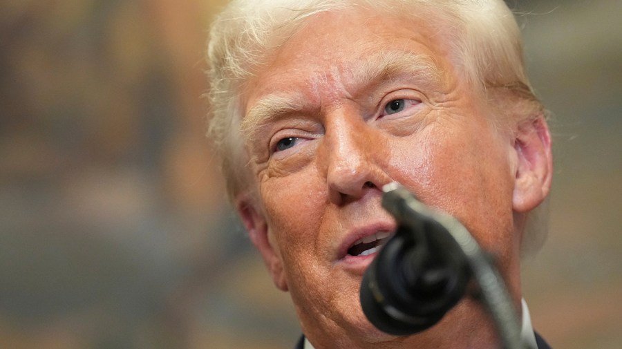 Senate gives Trump complete control over Russia sanctions power