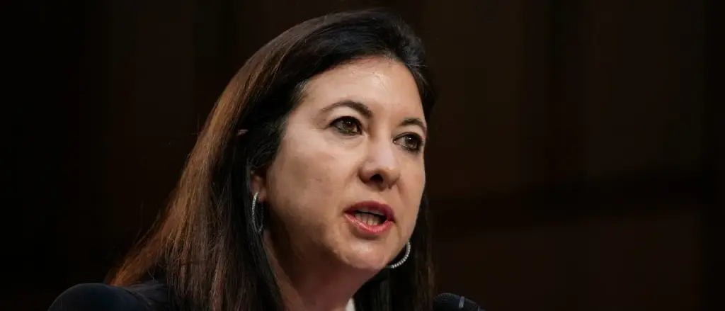 Senior Fed Official Resigns, Presenting Trump with Important Position to Appoint