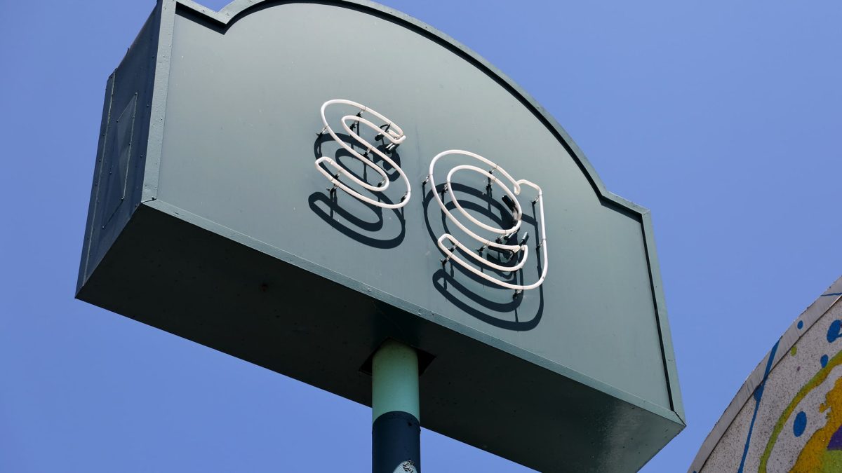 Stocks with the most significant changes after hours: Sweetgreen, Block, Expedia, Pinterest and others.