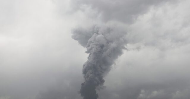Strikes the Presidential Palace in Yemen's Capital