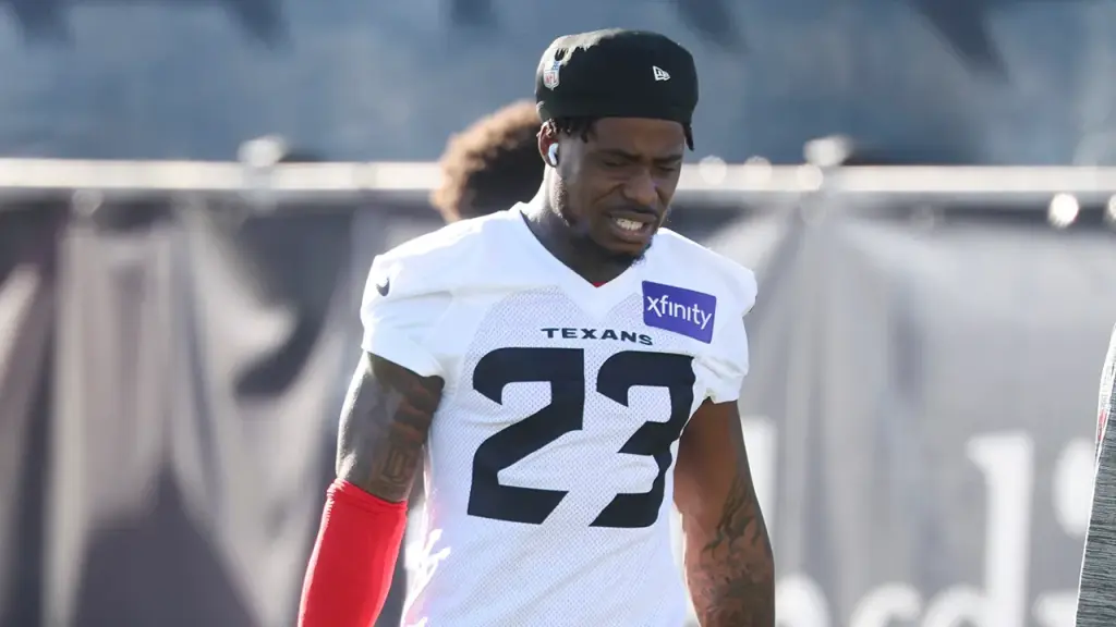 Texans player CJ Gardner-Johnson may have suffered an injury during a concerning practice incident