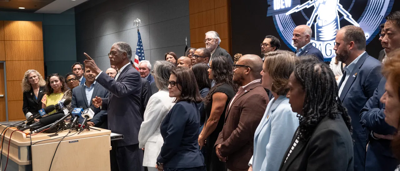 Texas Democrats Make a Move by Heading to Illinois