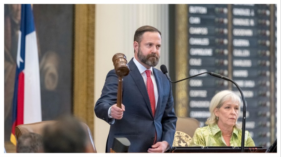 Texas House moves forward with GOP-backed map following weeks of Democratic opposition