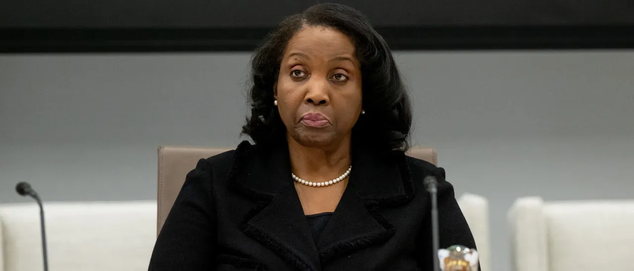 Trump Urges Resignation of Fed Board Member Amid Mortgage Fraud Claims