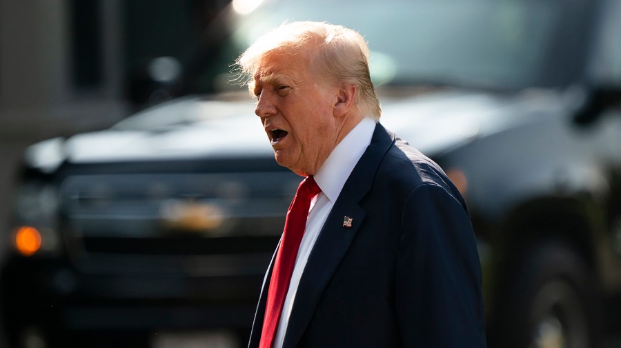 Trump aims to highlight tariffs and provide confidence about the economy