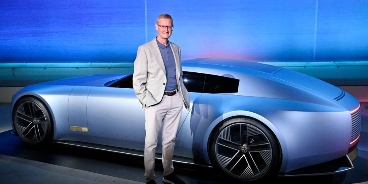 Trump applauds Sweeney and criticizes Jaguar's 'woke' commercial.