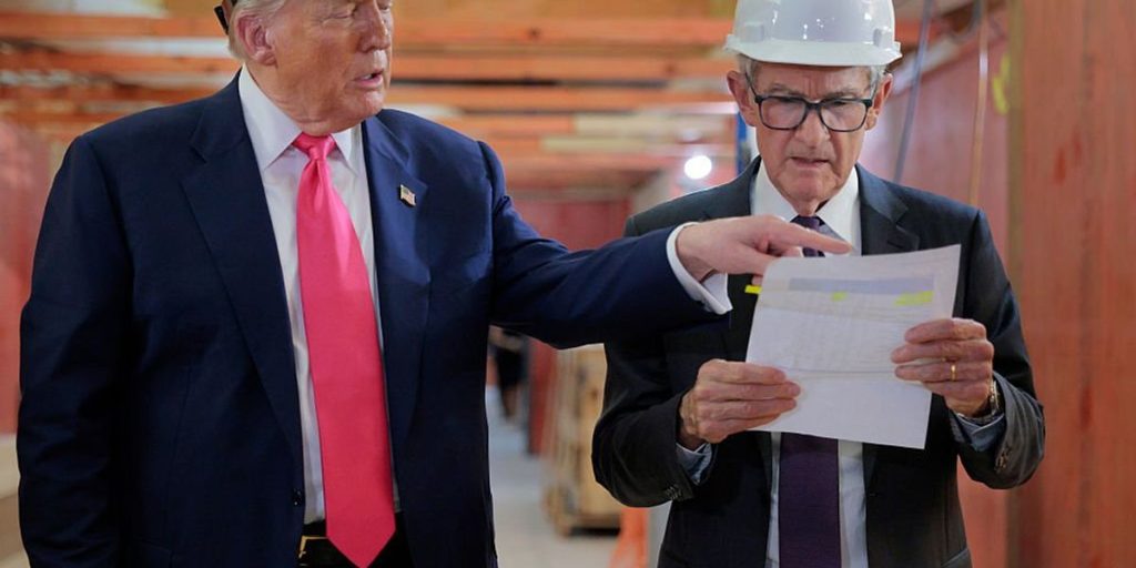 Trump criticizes Fed Chair Powell for the stalemate on interest rates