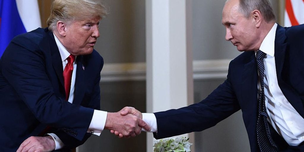 Trump feels hopeful before meeting with Putin&mdash;estimates a 25% chance of not succeeding.