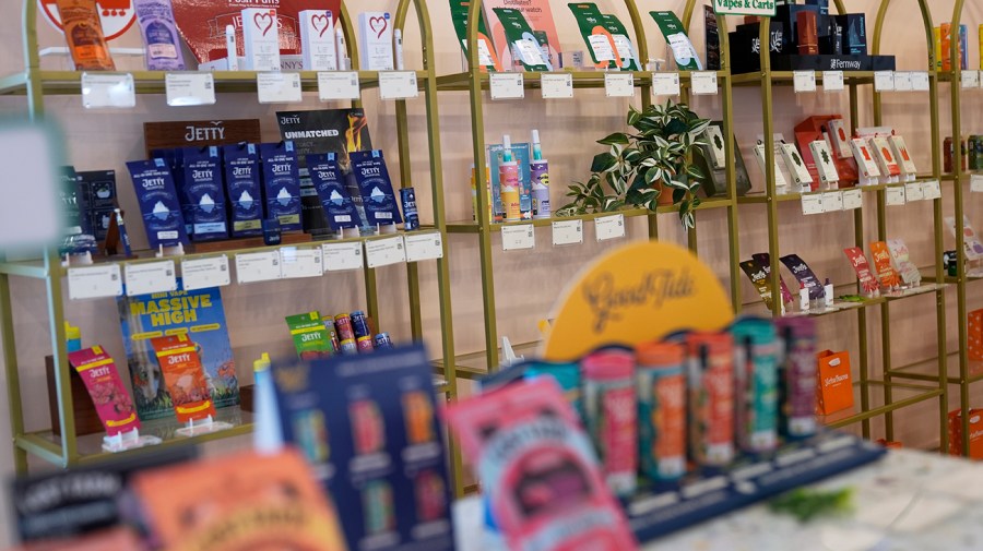 Trump indicates a move to complete Biden's marijuana reform