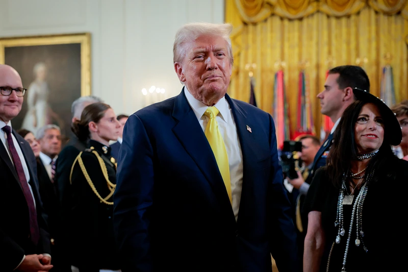 Trump pays tribute to more than 100 Veterans on National Purple Heart Day