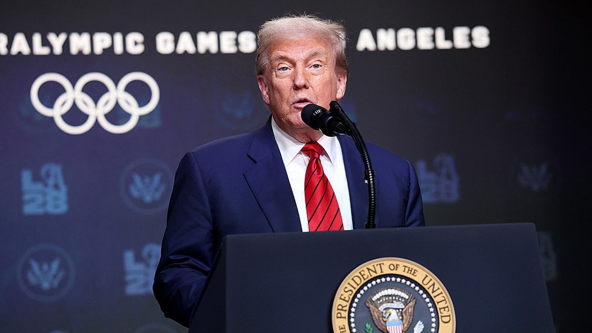 Trump signs order to create task force for Los Angeles Olympics
