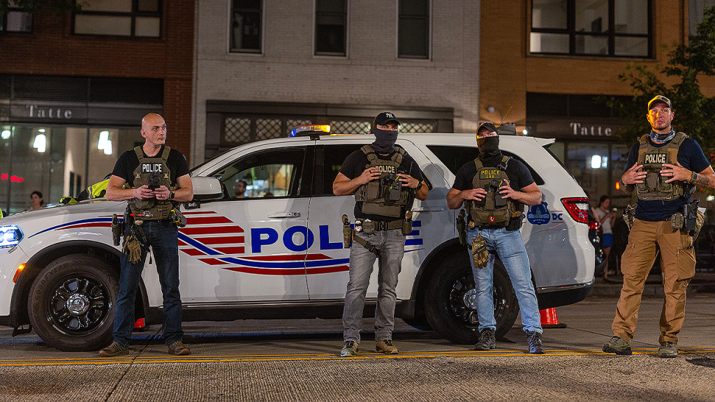 Trump supports DC police in sharing immigration data with federal agents.