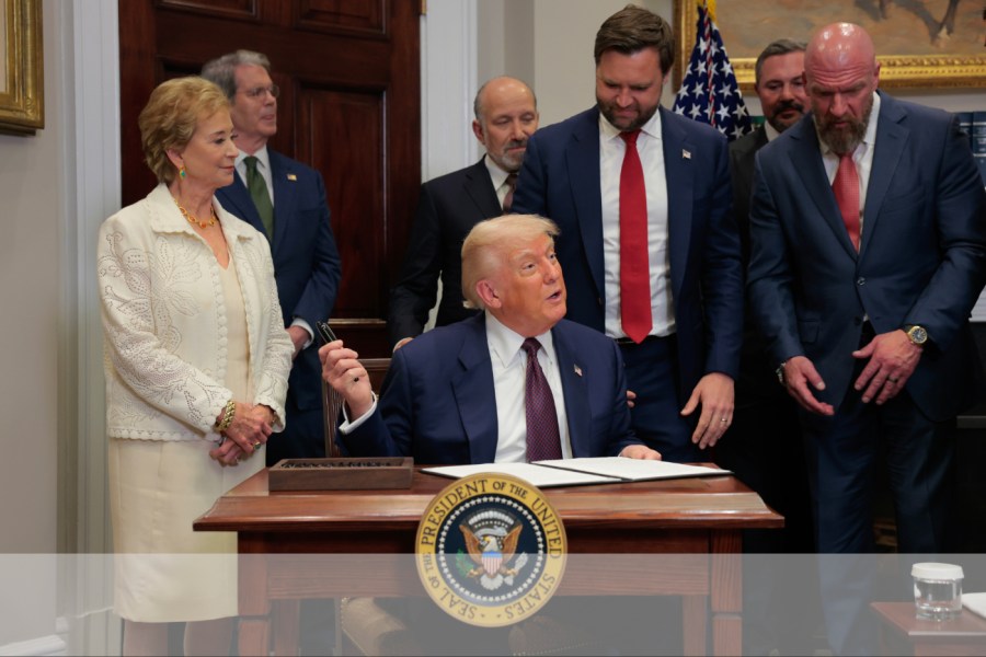 Trump's approval ratings are low, but Republicans are still in the game.