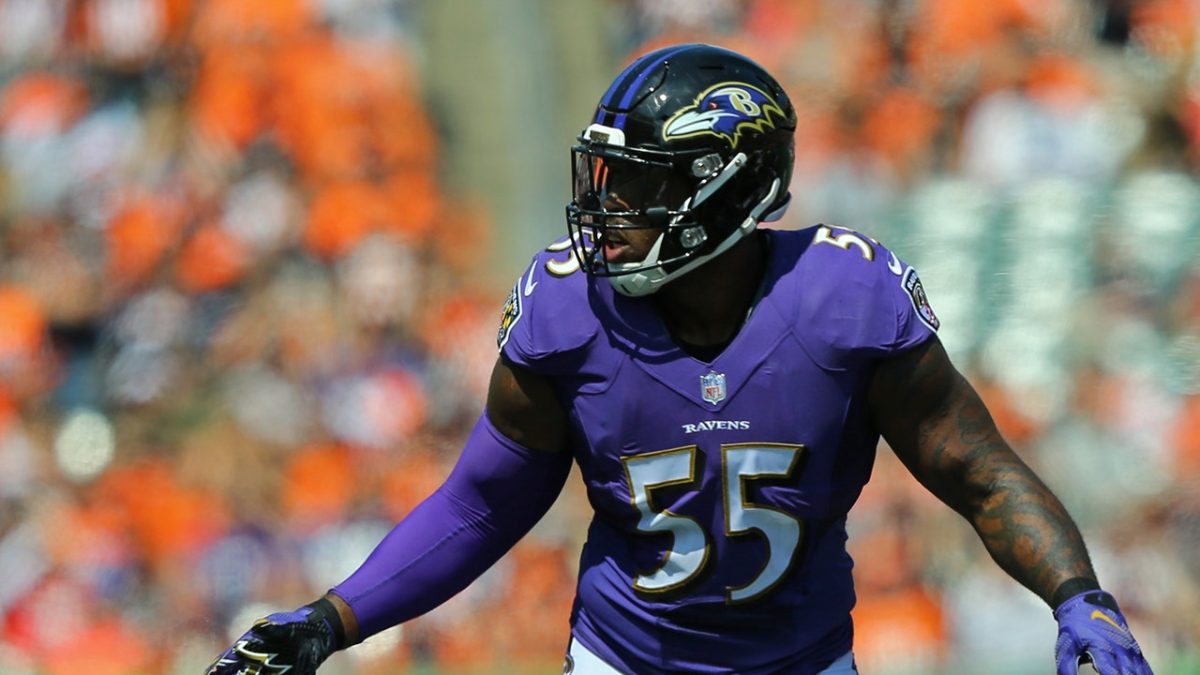 Video captures Terrell Suggs wielding a gun at Starbucks
