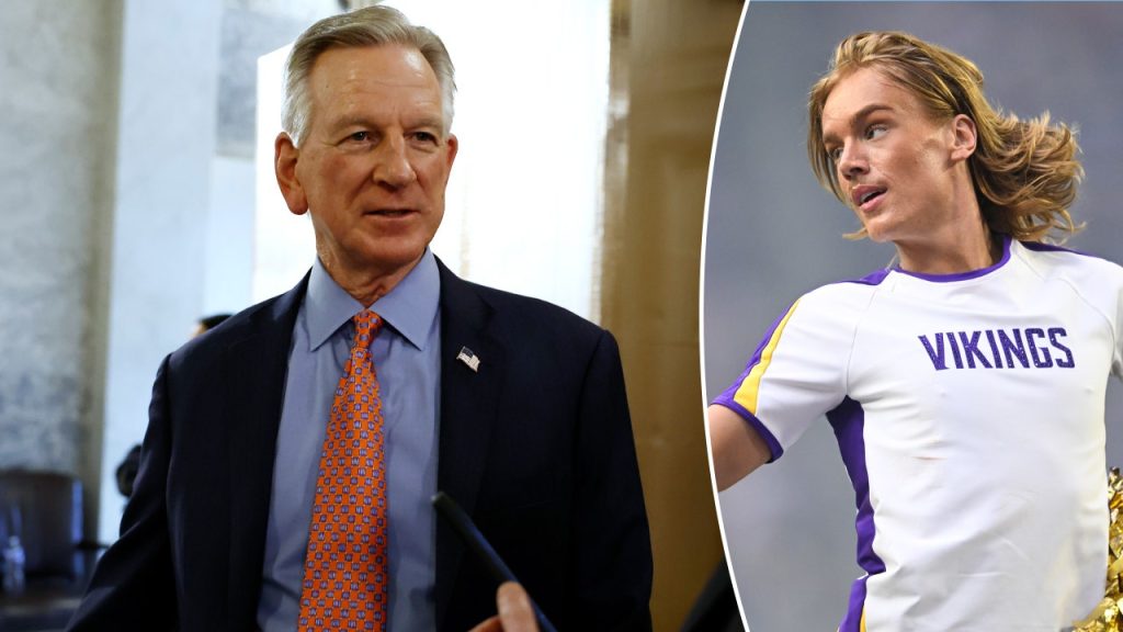 Vikings' male cheerleaders draw response from Alabama senator