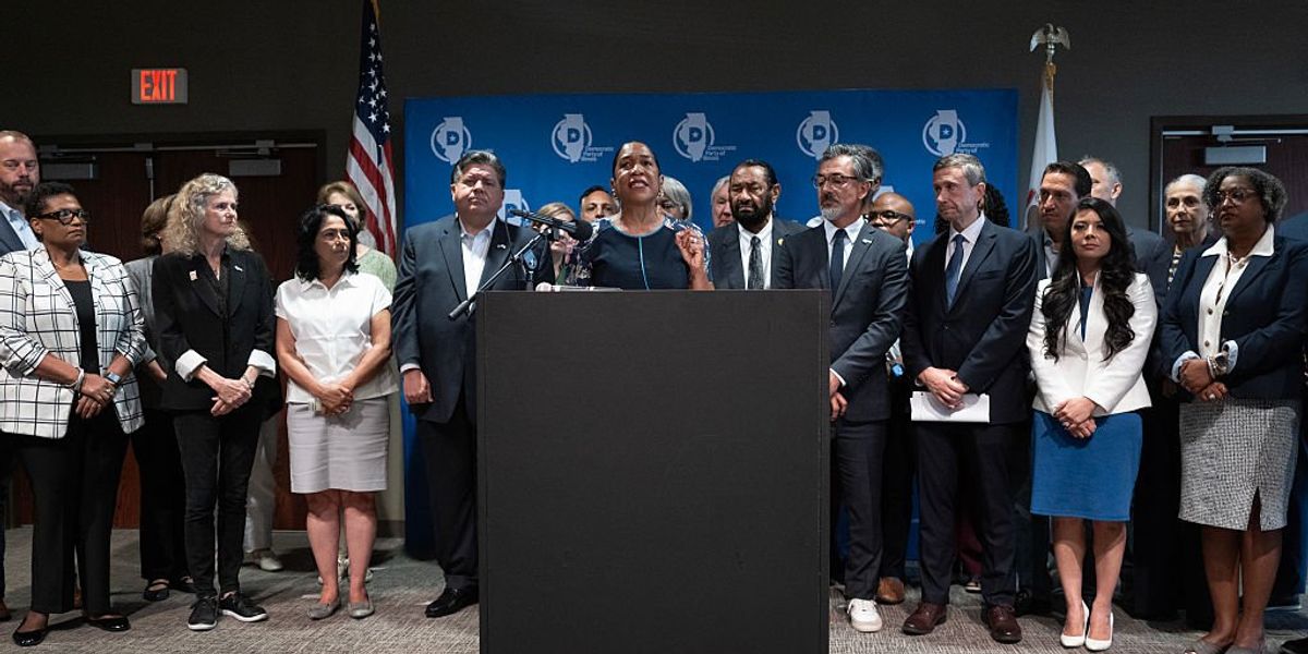 What Texas Democrats are saying now that arrest warrants have been issued for those who left the state