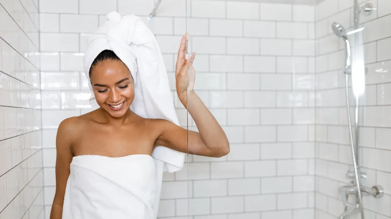 What is an all-in-one shower? Beauty professionals share the essential steps.