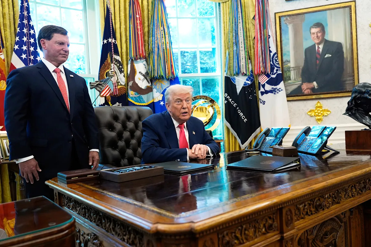 Whistleblower on Social Security alleging DOGE mishandled personal data resigns from position.