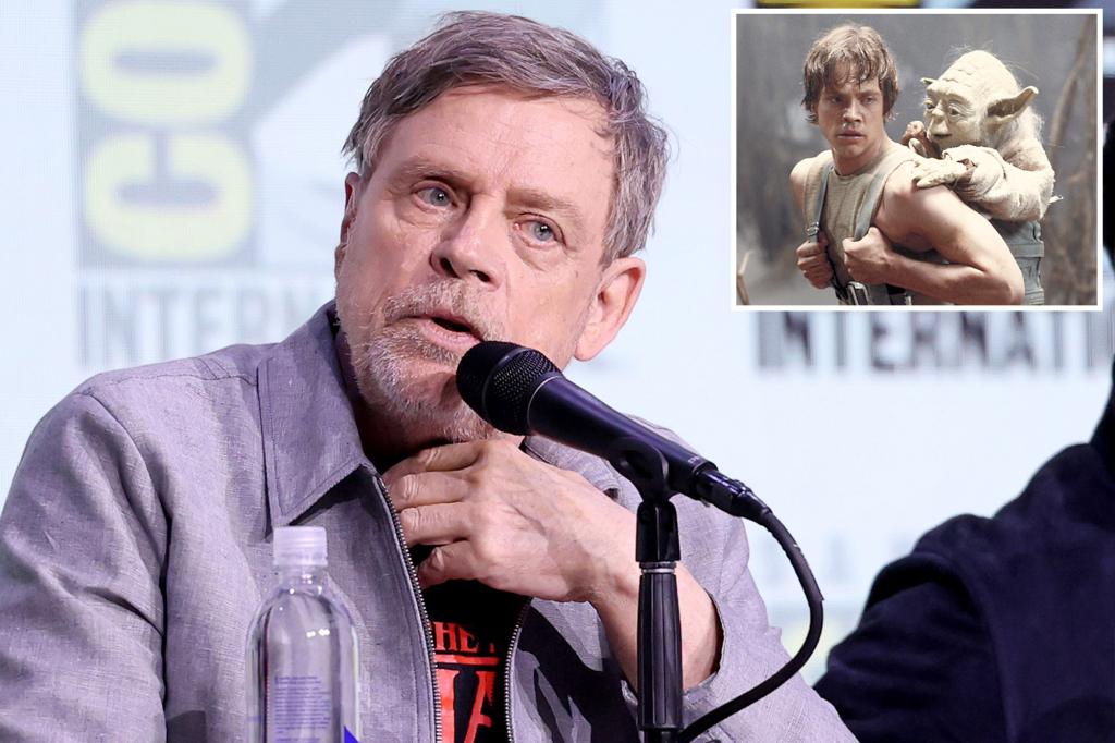 White House mocks Mark Hamill over his statement about almost leaving the US after Trump's re-election