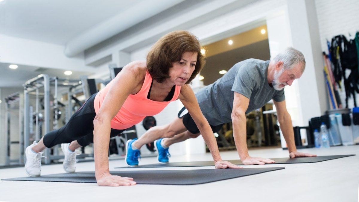 6 key elements of strength training for seniors from a fitness professional in NYC