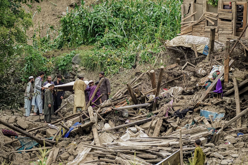 6.2 magnitude earthquake strikes Afghanistan, death toll exceeds 2,200