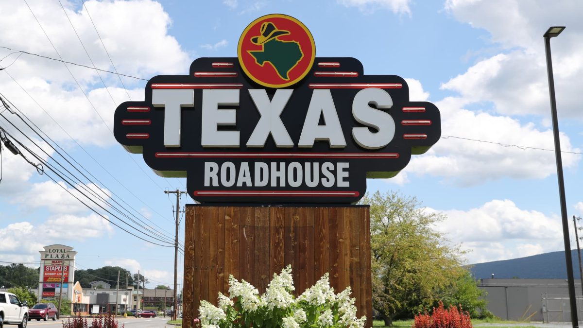 A significant challenge for Texas Roadhouse might be lessening. Here’s what the graphs indicate.