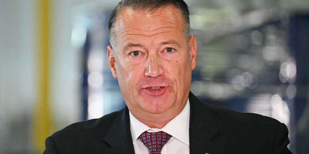 Acting ICE director speaks with Glenn Beck about the investigation into the fatal Dallas shooting