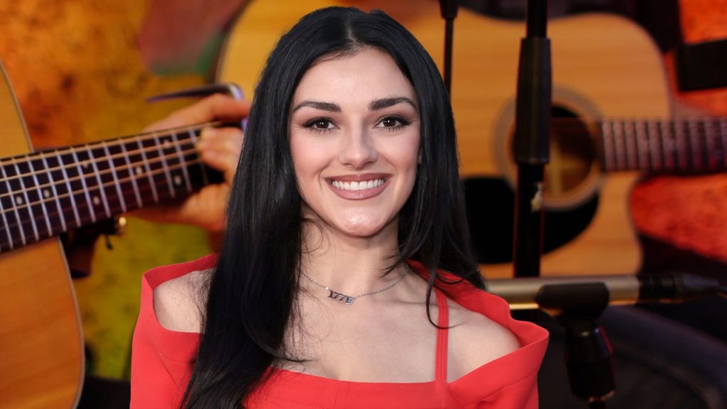 Alexis Wilkins stands firm in her conservative beliefs despite pressures from the music industry.